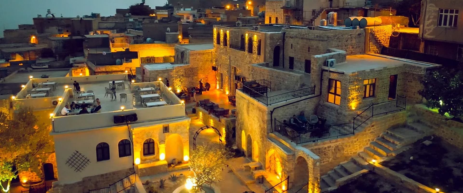 Majestic Manor Boutique Hotel
