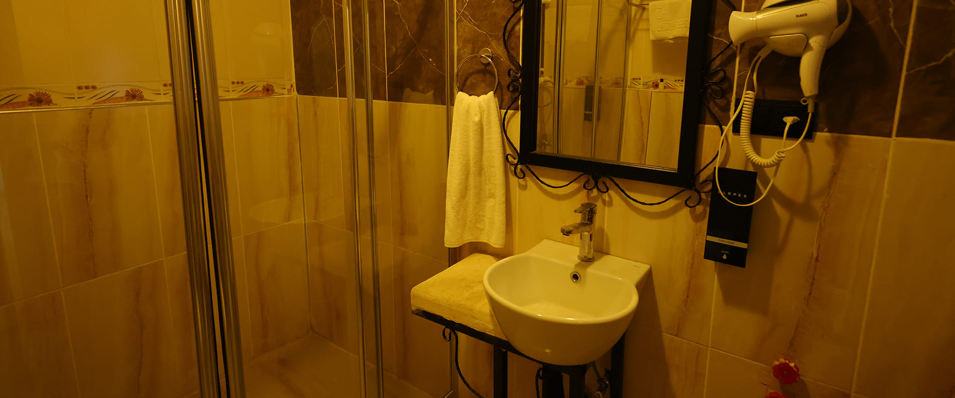 Majestic Manor Boutique Hotel - Marvina